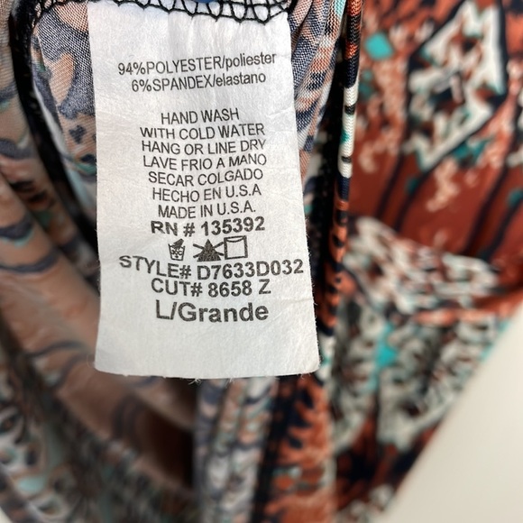 S-Twelve || Dress with a Tie Belt; Lots of Stretch; Size L - Picture 9 of 11